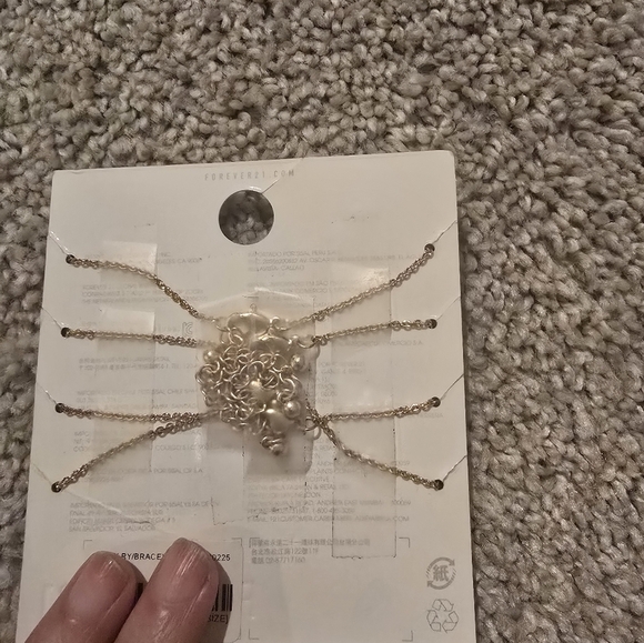Forever 21 anklets - Picture 4 of 6